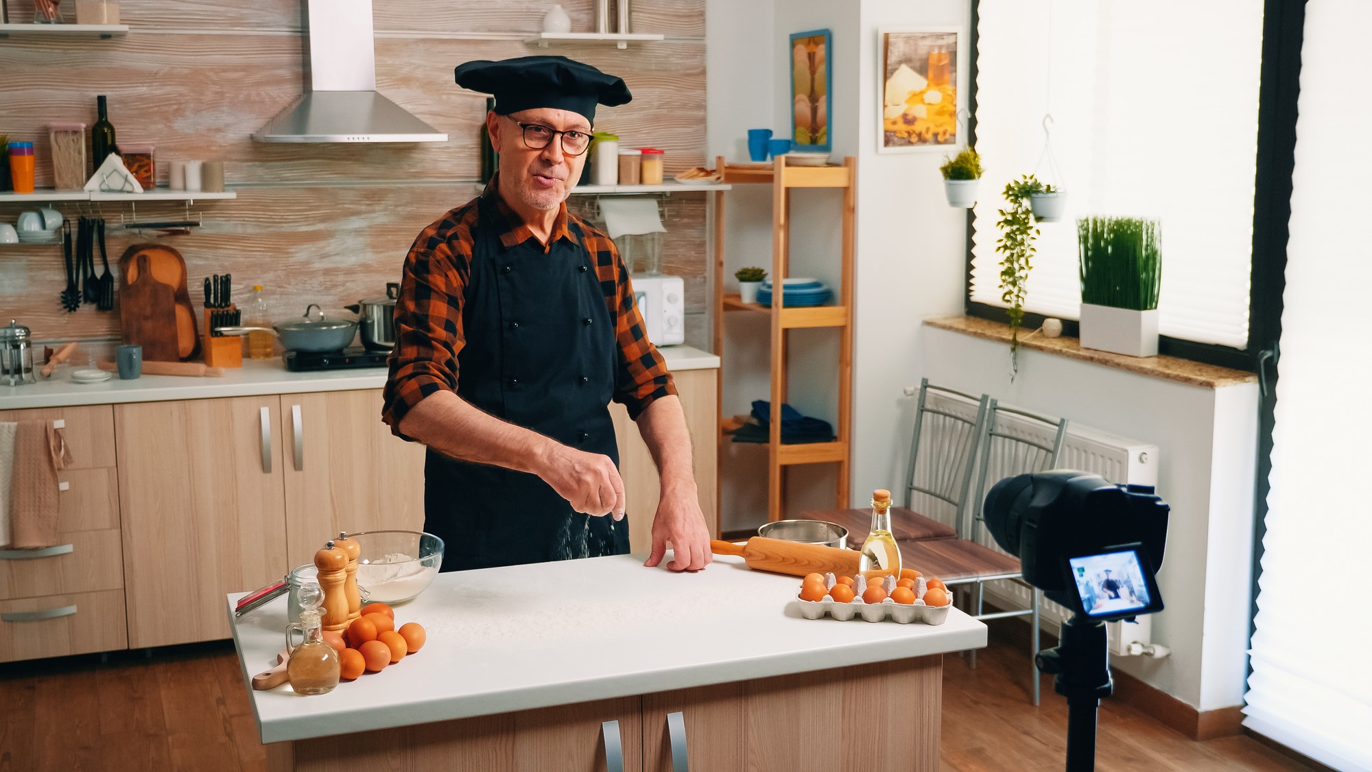 Studio kuchenne z widocznym stanowiskiem pracy